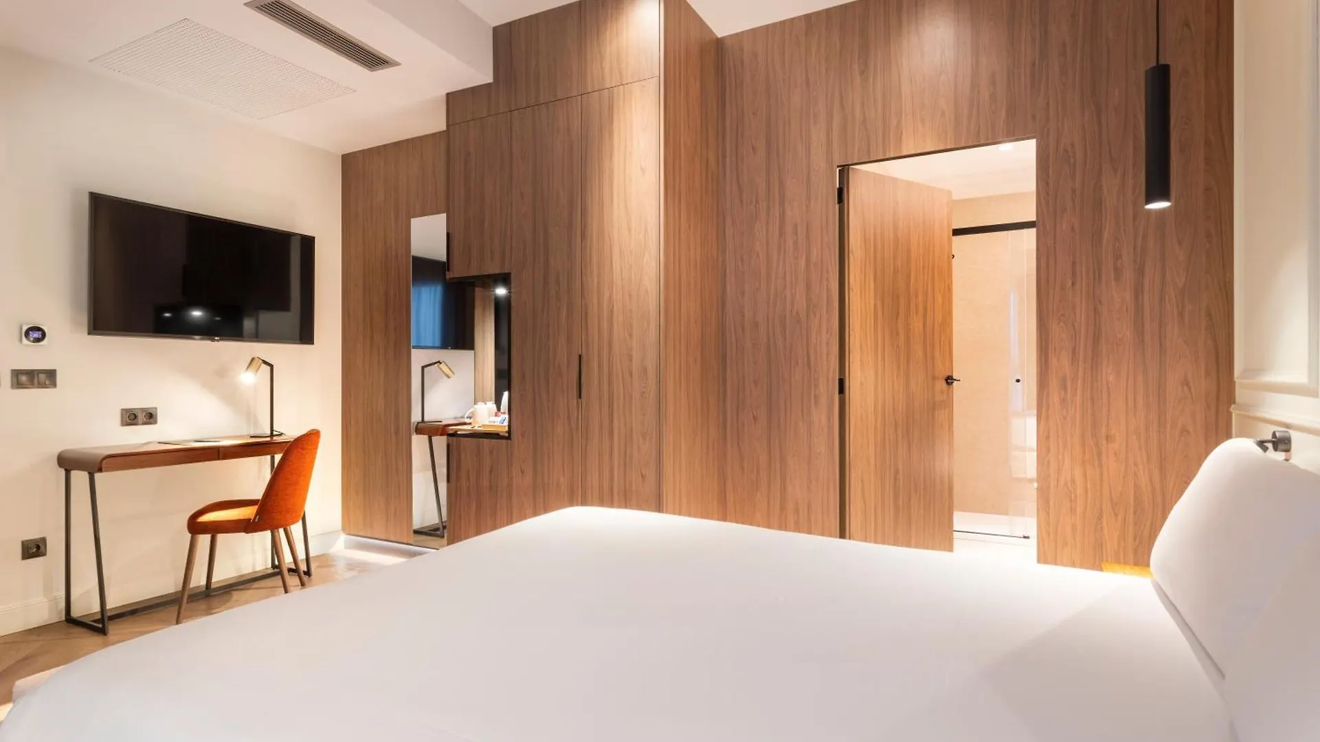 **  Bilder Boutique Hotel Bilbao Spain